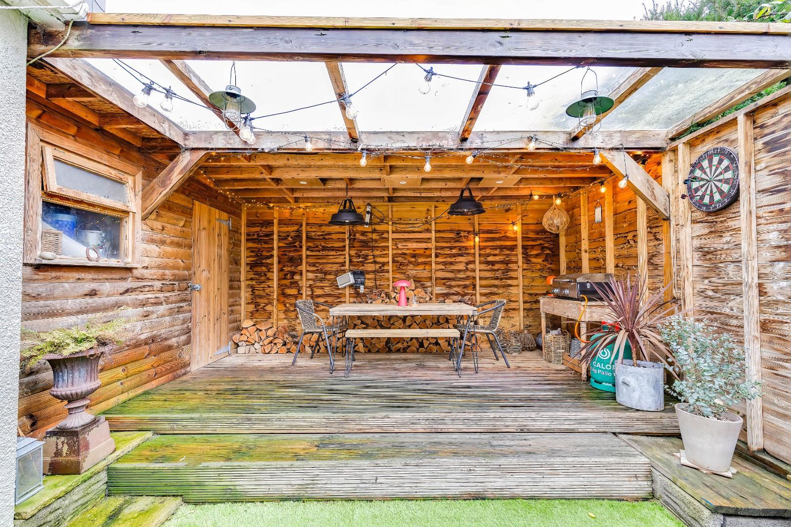 Borough Close, Cowbridge, Vale of Glamorgan, CF71 7BN